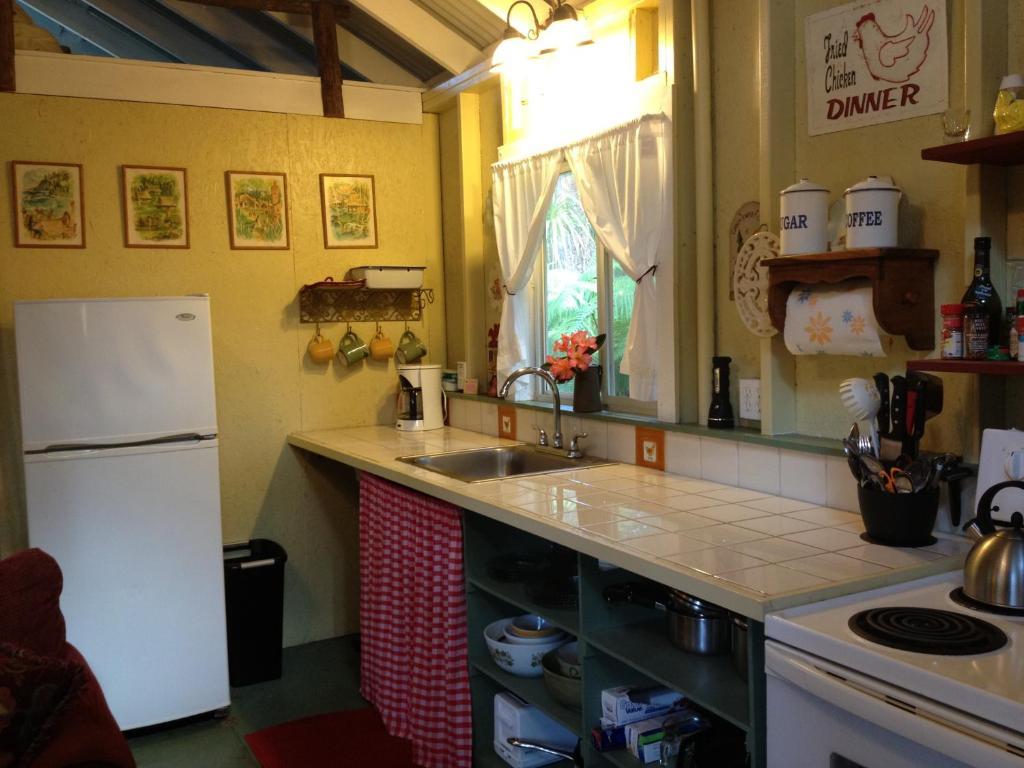 Carson'S Kaloko Mountain Cabin カイルア・コナ 部屋 写真